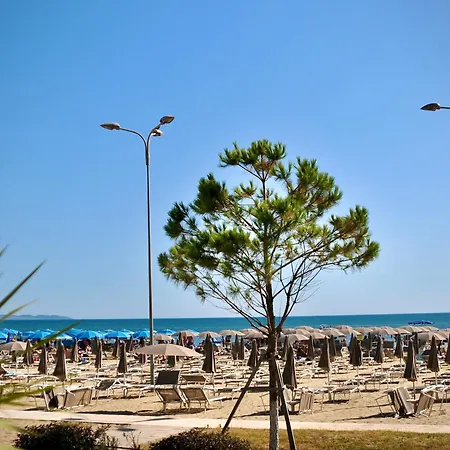 Appartamento Fleeville Kozi 3 Durrës